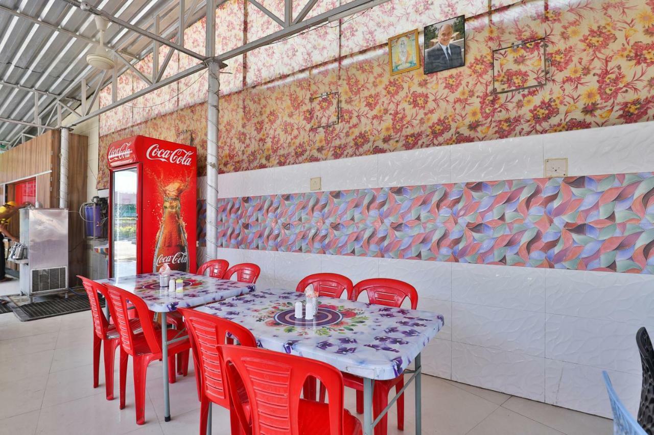 Hotel Relax Inn Diu Exterior foto